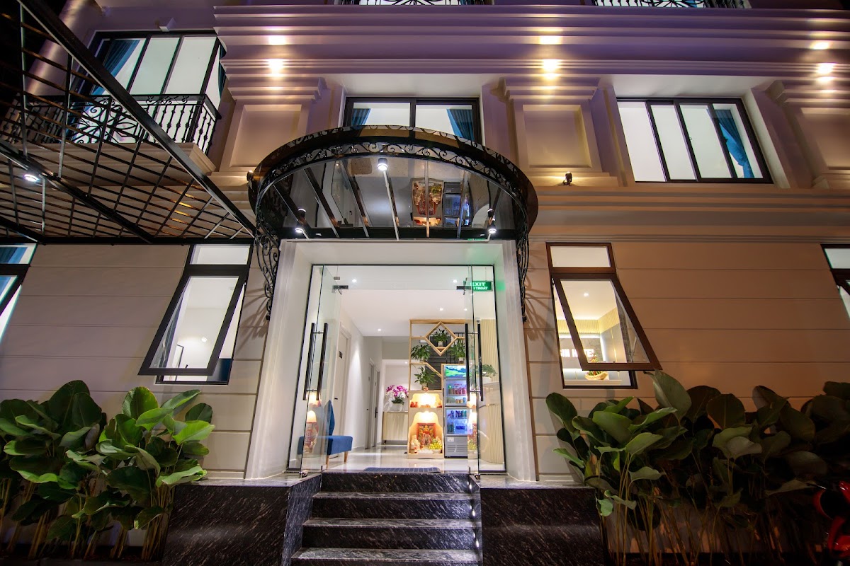 Bin Bin Hotel 11 – Near Island Diamond